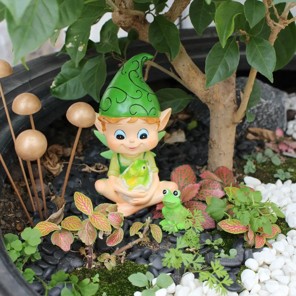 

Creative Cartoon Elf Frog Statue Funny Handmade Garden Elf Decor Resin Crafts Frog Figurine Fairy Garden