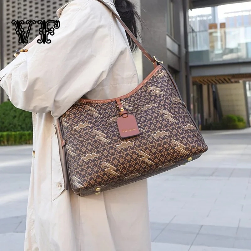 Classic Doctor Bag Inspired Leather Satchel For Ladies Vintage Shoulder Purse With Brass Hardware