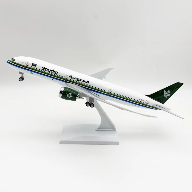 

Модель самолета Boeing 787 авиакомпании Saudi Arabian Airlines, 30 см, из смолы, масштаб 1:250, литая, для сборки, с шасси, детская игрушка, авиация