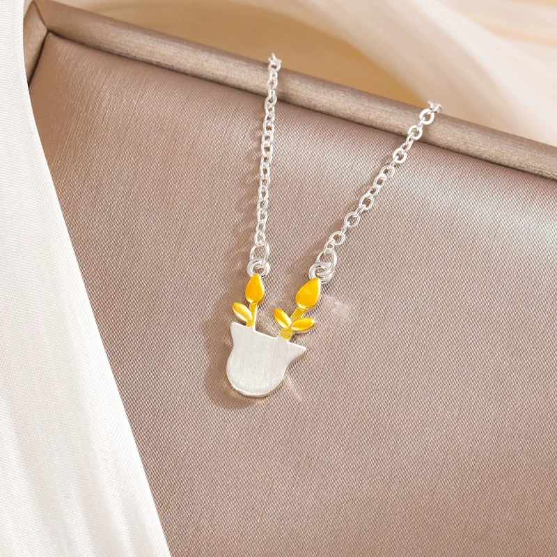 Uini Tail 뜨거운 판매 새로운 925 스털링 실버 유행 금 잔디 화분에 심은 창조적 인 목걸이 달콤하고 유행 고품질