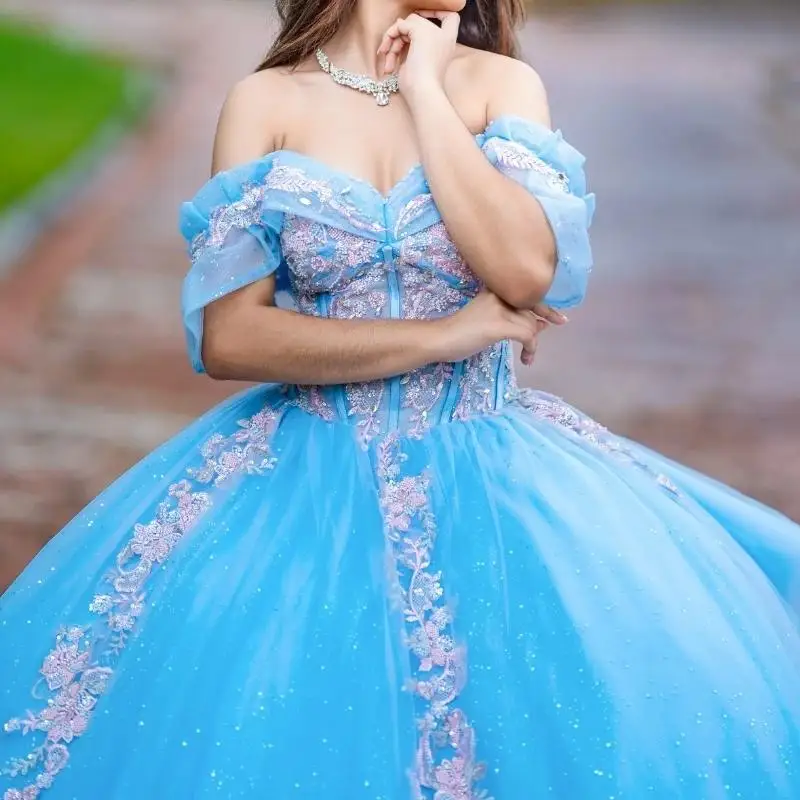 Sky Blue Shiny Quinceanera Dress Off The Shoulder Lace Applique Sequins Beading Tull Mexican Sweet 16. Vestidos De XV 15 Anos