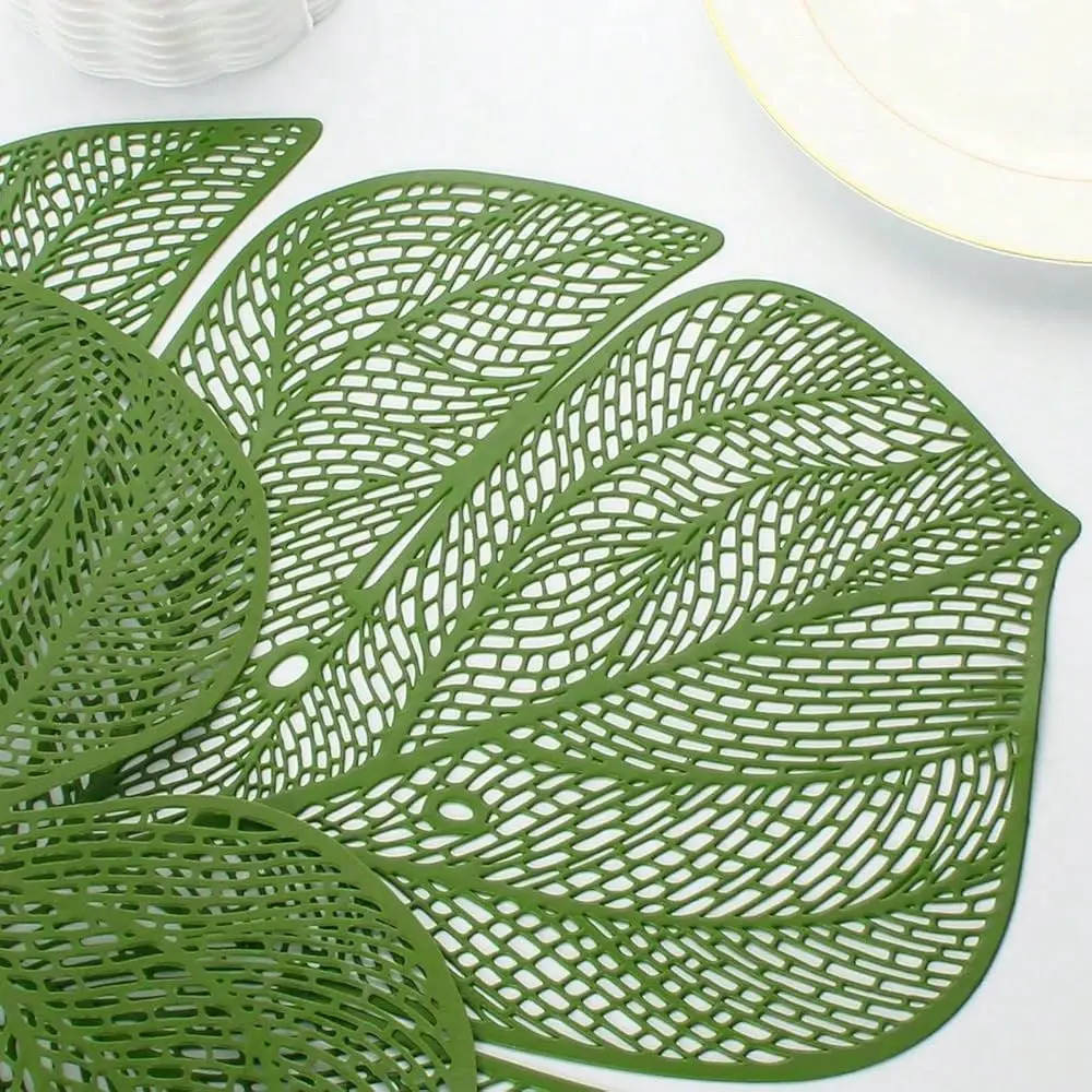 

Leaf Shaped Vinyl Placemats For Dinner Table Set Of 8 Plastic Green Place Mats Wipeable 8Pcs Table Mats For Wedding Annersary D