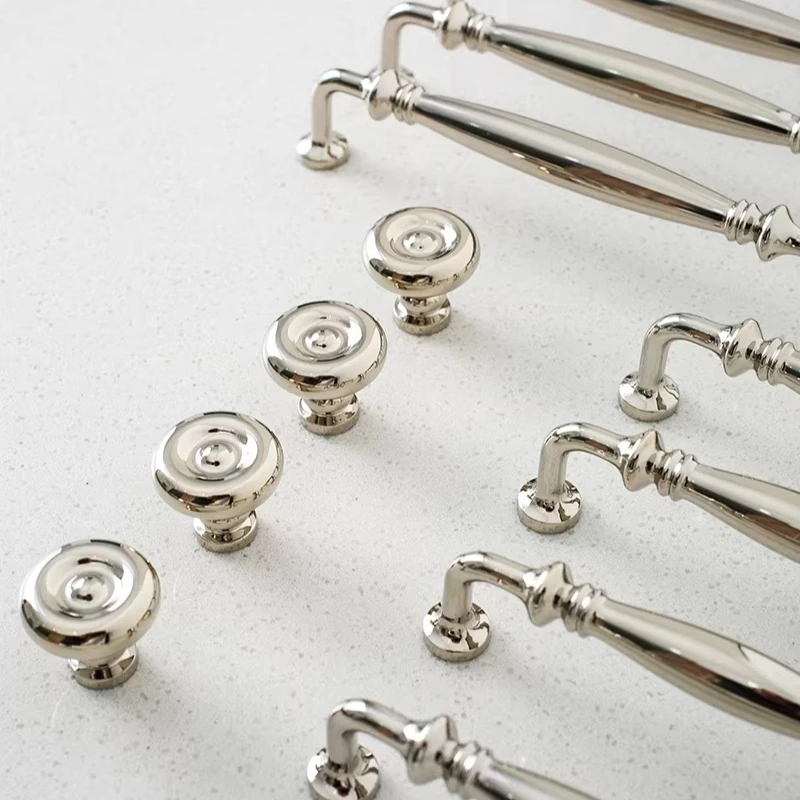 Titanium-Silber Küchenschrankgriffe Retro Kleiner Griff Massives Kupfer Luxus Kleiderschrank Kommode Schubladenknöpfe Messing Möbelgriffe – Detail 2