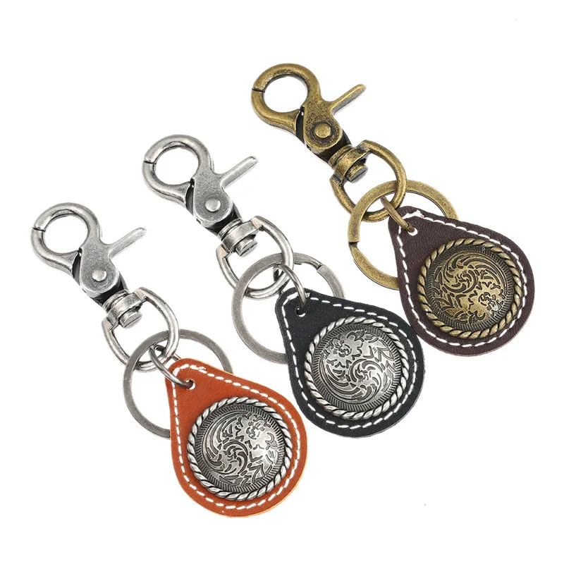 Punk Style Keychain for Men Vintage Alloy Leather Key Ring for Motorcycle Jacket Bag Accessories Unisex Fashion Key Fob