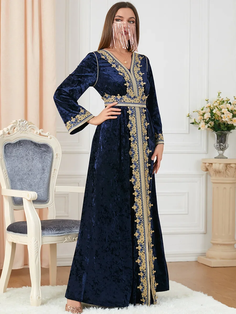 Autumn Winter Thicken Velvet Muslim Dress Women Abaya Embroidery Split Morocco Party Dress Kaftan Turkey Arab Long Robe Vestidos