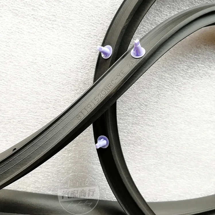 For Toyota Land Cruiser 4700 LC100 Lexus LX470 Door Edge Rubber Strip Door Seals