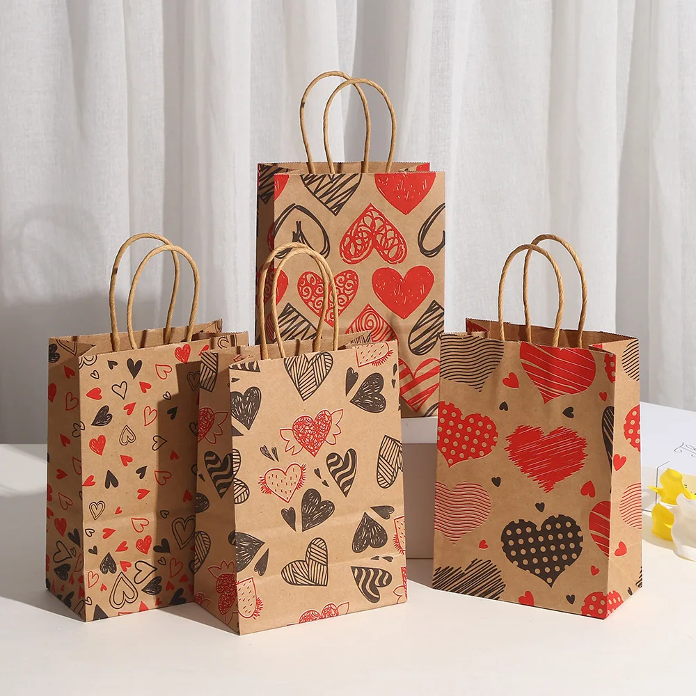 4/8pcs Heart Love Kraft Paper Gift Bags with handles for Valentine's Day Favors Candy Cookie Packing Bag Wedding party Gift Wrap