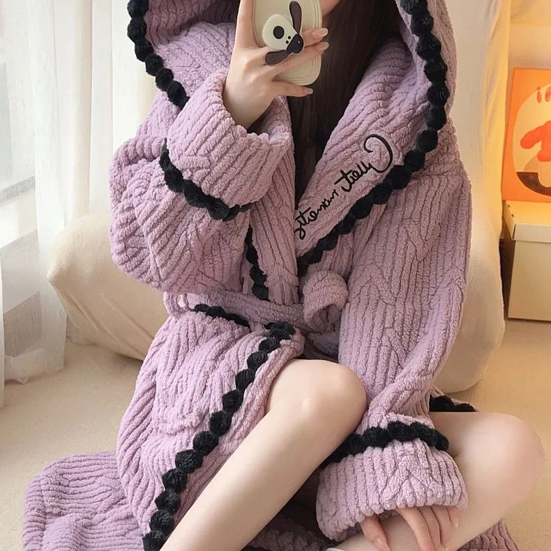 Women\'s Sexy Robe Coral Fleece Nightgown Female Autumn Winter Thickened Plush Warm Flannel Bathrobe Loose Casual Home Clothing