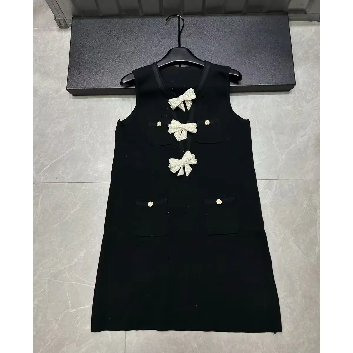 

Luxury Pearl Butterfly Party Dress Summer Culowed-out Sleeveless Ice Silk Knitted Pullover Vest A-line Casual Short Dress Women