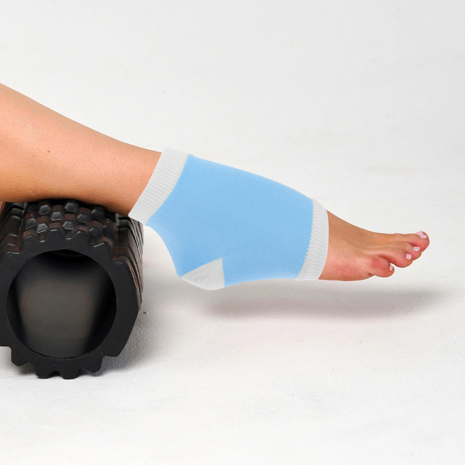 

2Pairs Comfortable Protection Heel Socks Dry Cracked Heels Half Foot Design Breathable Sweat Wicking Elastic Material