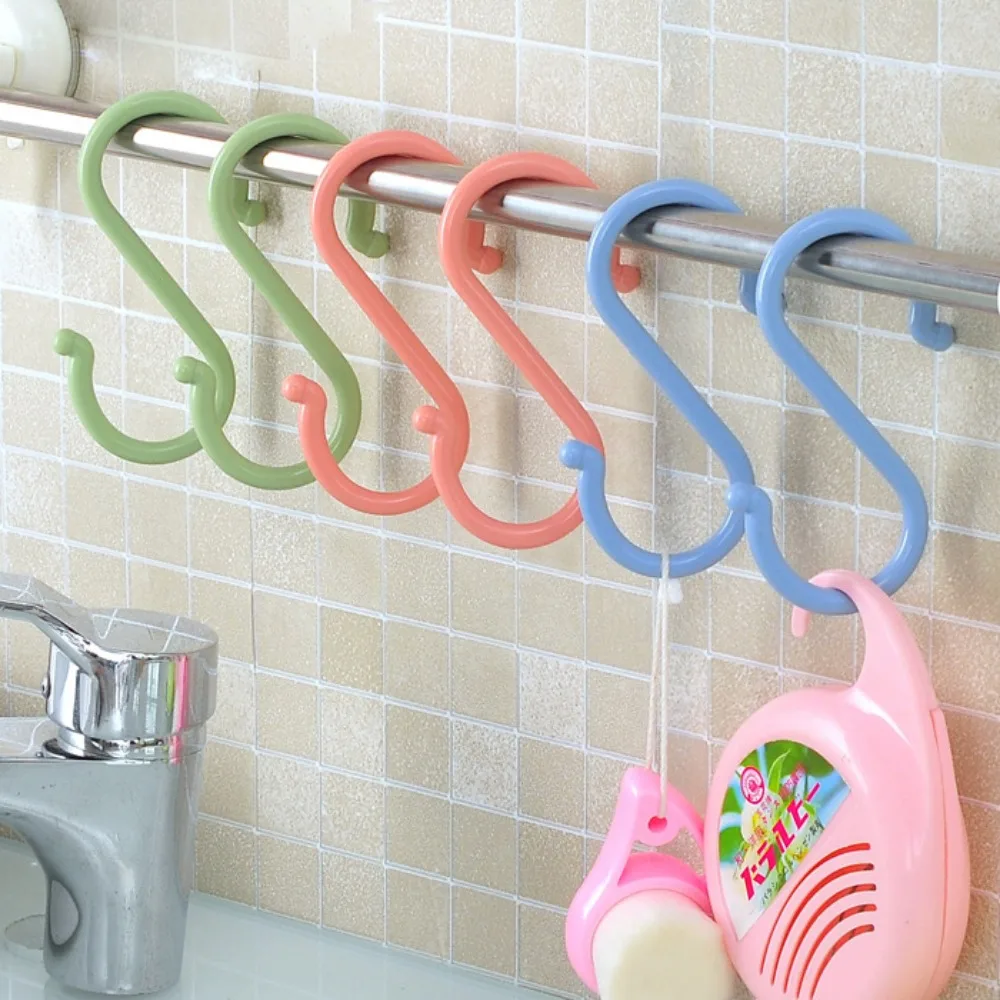 Plastic S-Shape Hooks Multi-purpose Hanging Rack for Clothing Towel Handbag Kitchen Bathroom Storage Hanger Reusable Organizers