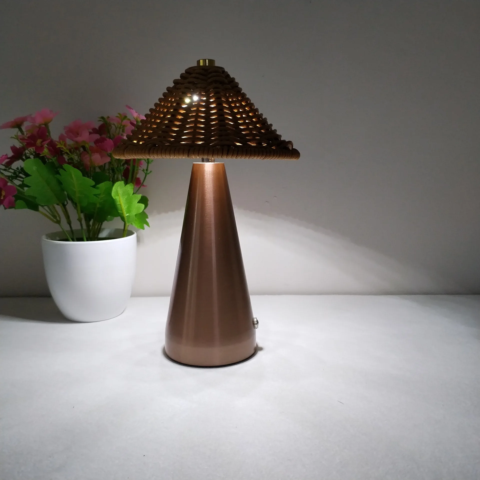 Decorative Night Light Bedroom Led Atmosphere Lights Vine Weaving Craft Table Lamps