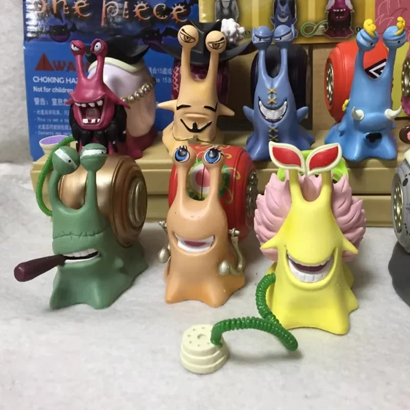 

One Piece Four Emperors Phone Bug Anime Characters Manga Statues Decoration PVC Action Doll Series Blind Box Model Toy Birthday