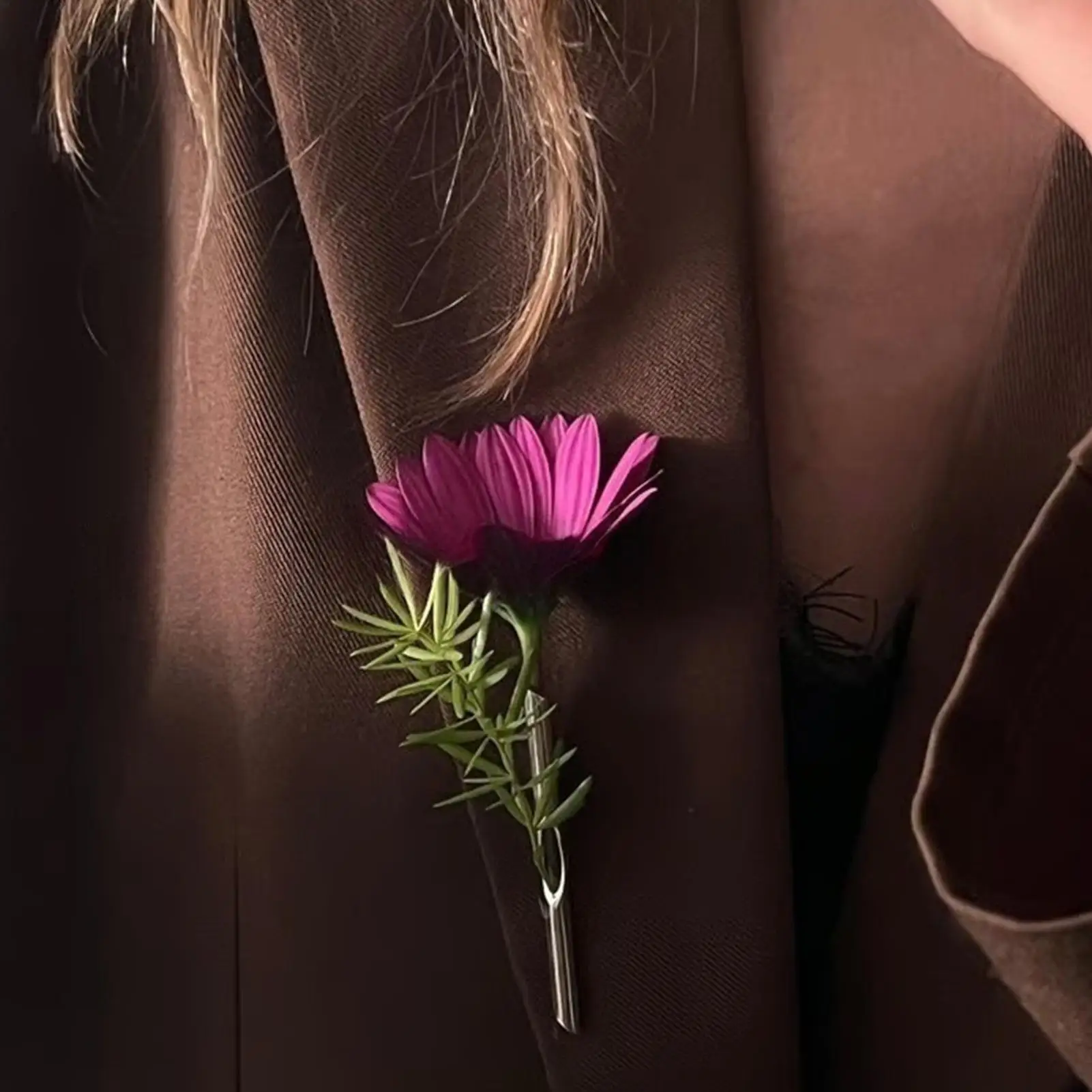Flower Brooch Floral Bouquet Costume Accessories Flower Pin for Sweater Scarf Coat Jacket Banquet Party Wedding Valentine's Day