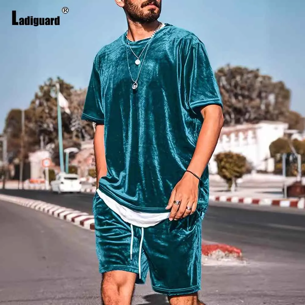 Mens Casual Home Board Two Piece Sets 2025 European Style Tees Shirt and Elastic Waist Shorts Suit Male Beach Tracksuits Set New