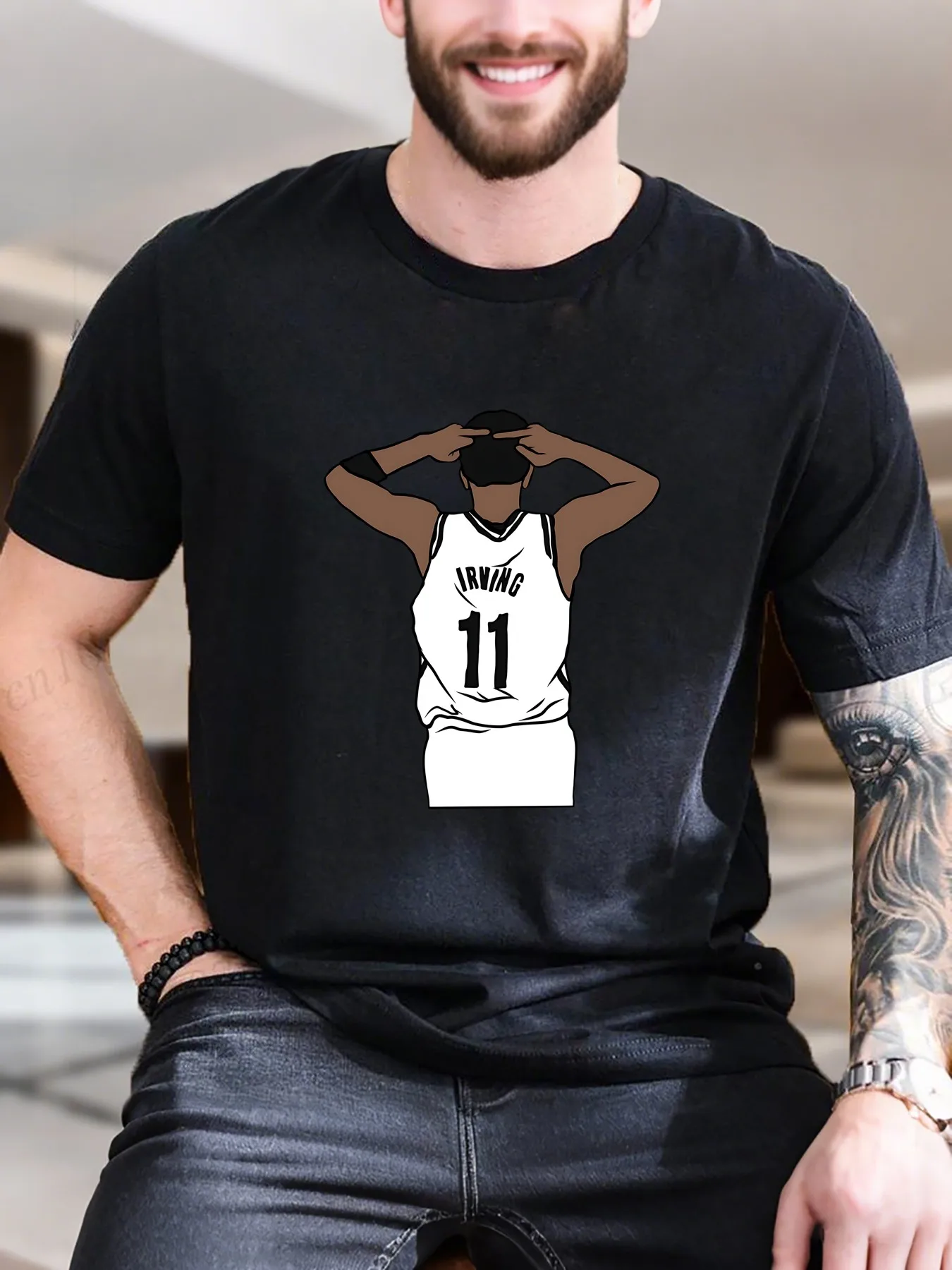 

Men's Graphic Print T-Shirt - Basketball Player Holding Head Design, 100% Cotton, Soft & Breathable, Casual & Sporty Style, Trendy