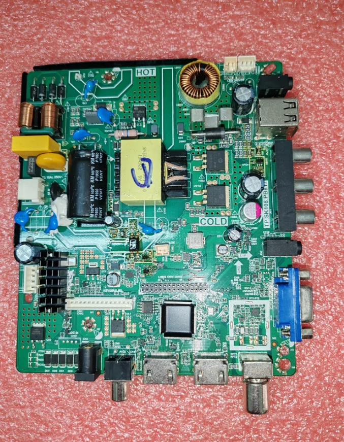 TP.SK108.PB817 اللوحة الأم التلفزيونية الثلاثة في واحد ، يمكن استخدام بطارية 12 فولت إدخال الجهد ، الصور المادية ، 1366x768