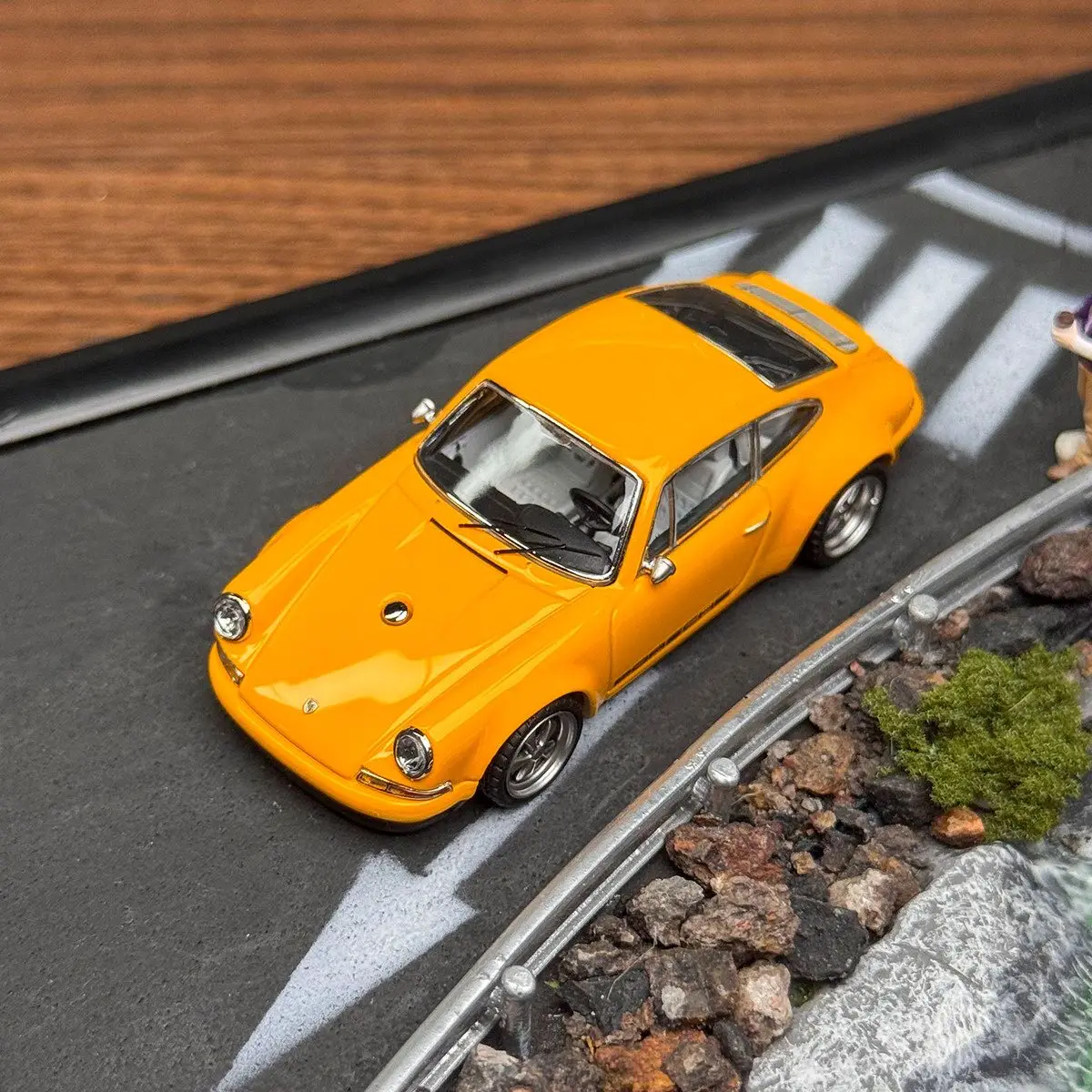 Zincit Model ZM Porsche 911 Singer DLS Coupe 1:64 High Detail
