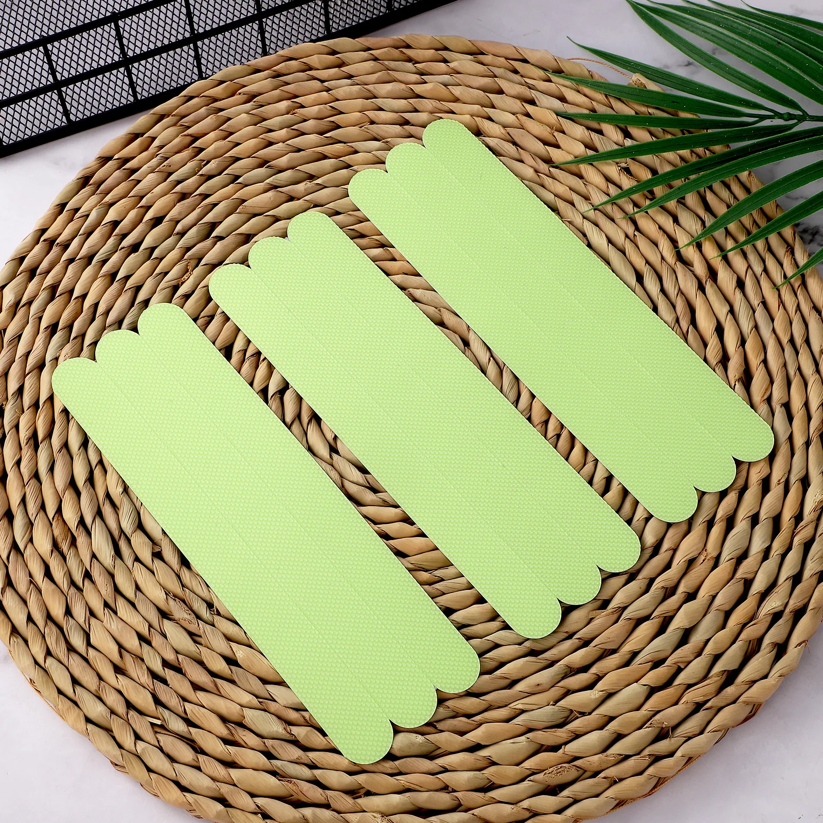 

24 шт. противоскользящие ленты для лестниц, светящиеся в темноте водонепроницаемые нескользящие полоски для ступеней, светящиеся защитные наклейки, светоотражающие протекторы