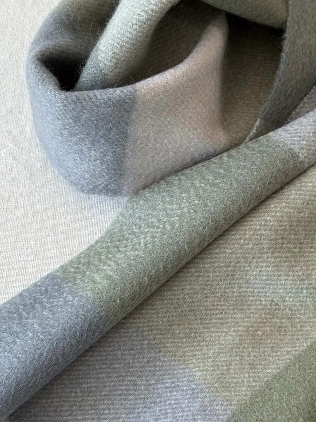 nouvel-arrivage-Echarpe-chaude-Epaisse-a-carreaux-en-cachemire-cache-cou-automne-hiver-vert-olive-style-britannique-extra-longue-rectangulaire