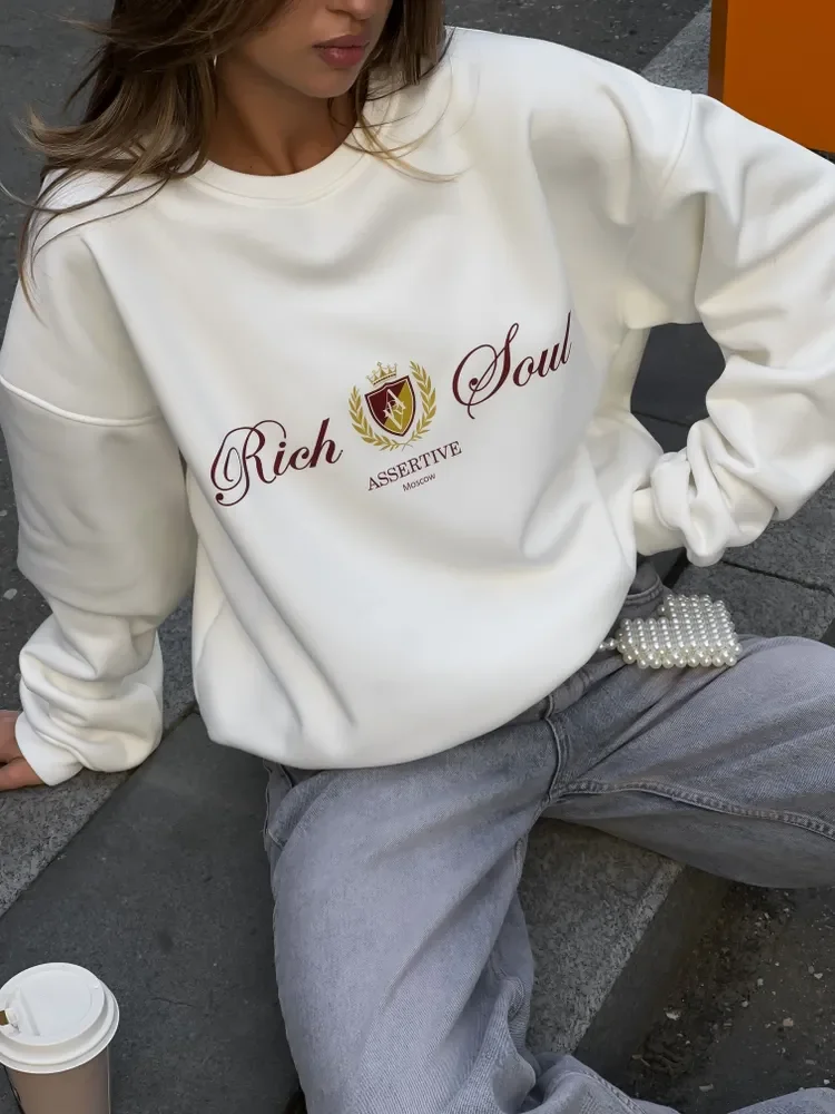 

Толстовка с круглым вырезом и принтом French Rich Soul Assertive Queen, белый пуловер, свободный осенне-зимний топ большого размера, 4 цвета, повседневный Y2K