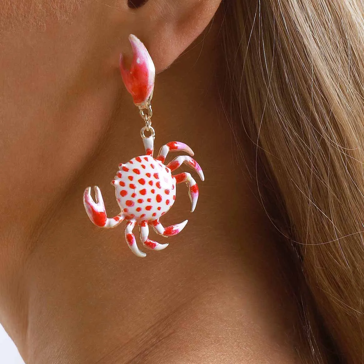 Modische Ohrringe im Ozean-Stil mit Krabben-Anhänger und Tropföl-Design – Persönliche Urlaubs-Accessoires für Damen – Detail 3