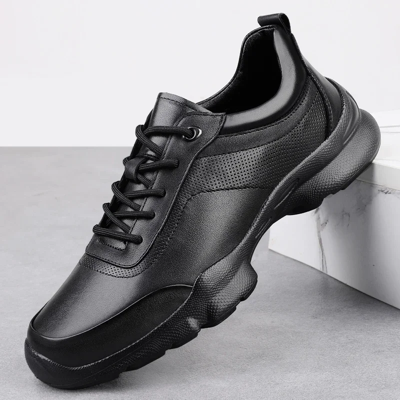 

Non Slip Outdoor Casual Shoes Man Classic New Flats Handmade Male Leisure Walk Sneakers Genuine Leather Men's Casual Trainers