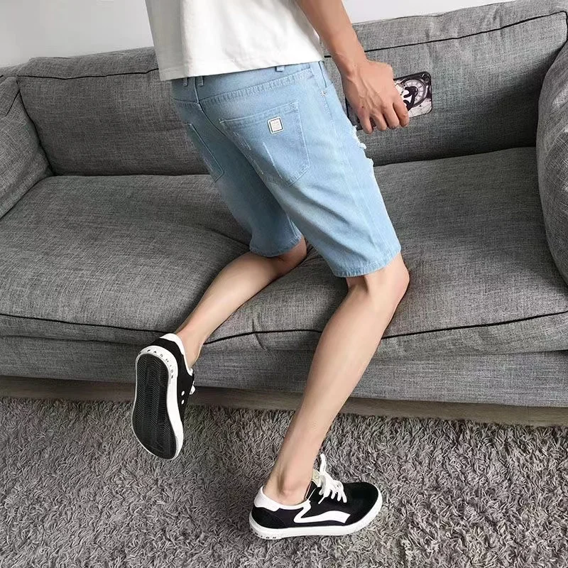 

2026 Summer Men's Ripped Cargo Shorts Mid Thigh Length 5 Inch Inseam Thin Washed Denim Shorts Casual Style