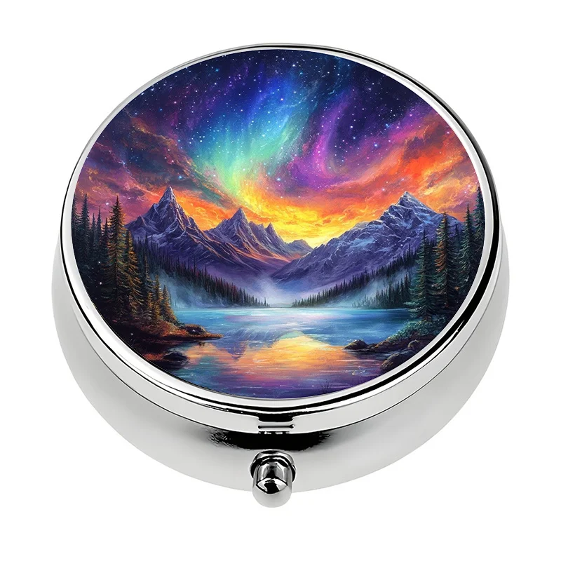 1 Mini Pill Box, 3 Compartments, Northern Lights Landscape Design, Can Be Used as a Wallet Pill Box, Metal Mini Pill Box, Unique Gift, for Organizing Vitamins and Medicines