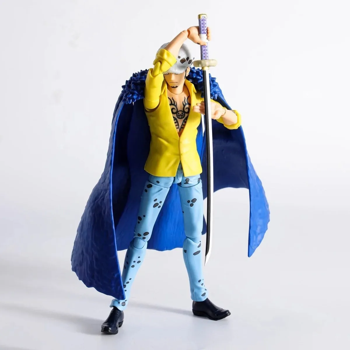 Original Bandai Genuine In Stock S.H.Figuarts Trafalgar D Water Law One Piece Anime Collection Action Figure Model Kits Gifts