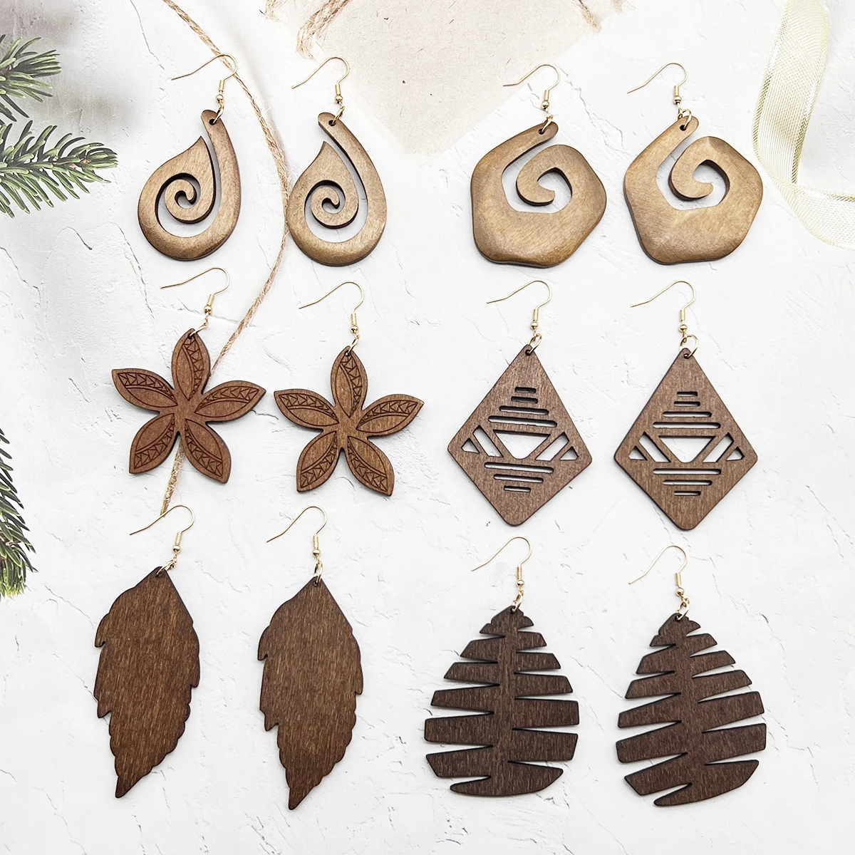 6 Pairs/Set of Retro Fashion Bohemian Simple Personalized Holiday Style Wooden Earrings