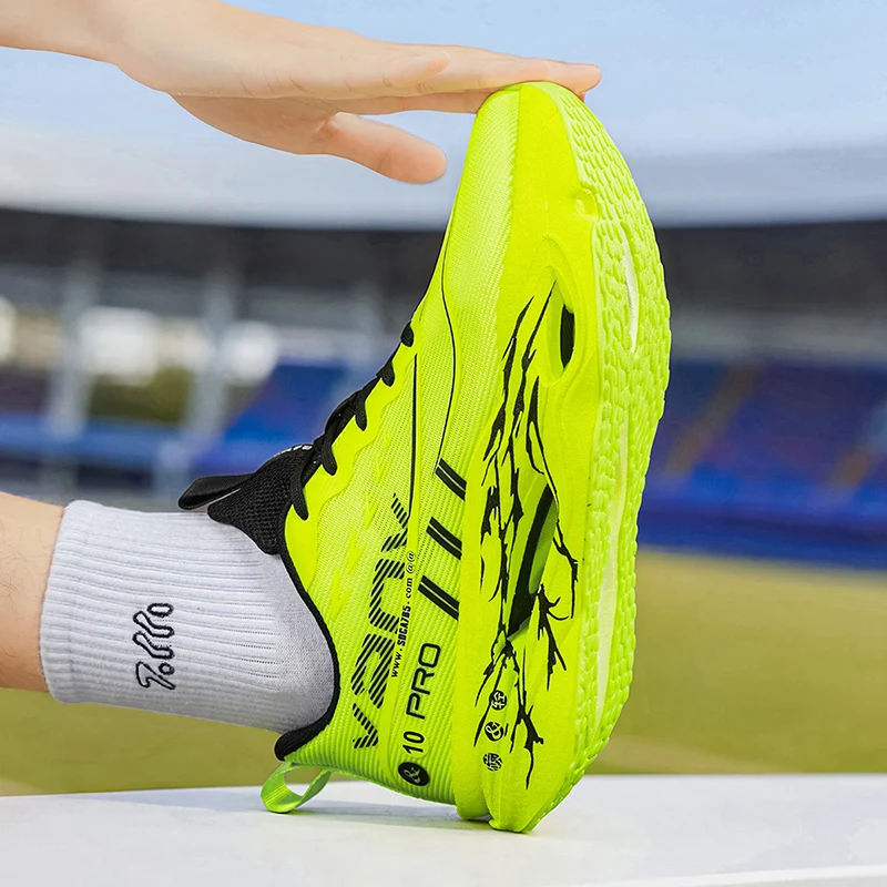 Herren-Freizeitsportschuhe mit Carbonplatte zur Laufunterstützung, atmungsaktivem Mesh, bequemen, niedrigen Schnürschuhen für Trailrunning, Zero-Drop-Sohle, langsamem Rückprall, rutschfest, geeignet für Fitnessstudio, Jogging und Camping. – Detail 28