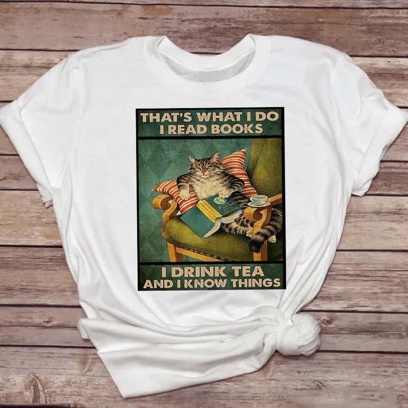 تي شيرت كلاسيكي للقراءة على شكل قطة حرف أدبي كلاسيكي جرافيك تي شيرت نسائي كاجوال كبير الحجم متعدد الاستخدامات برقبة دائرية وأكمام قصيرة #1