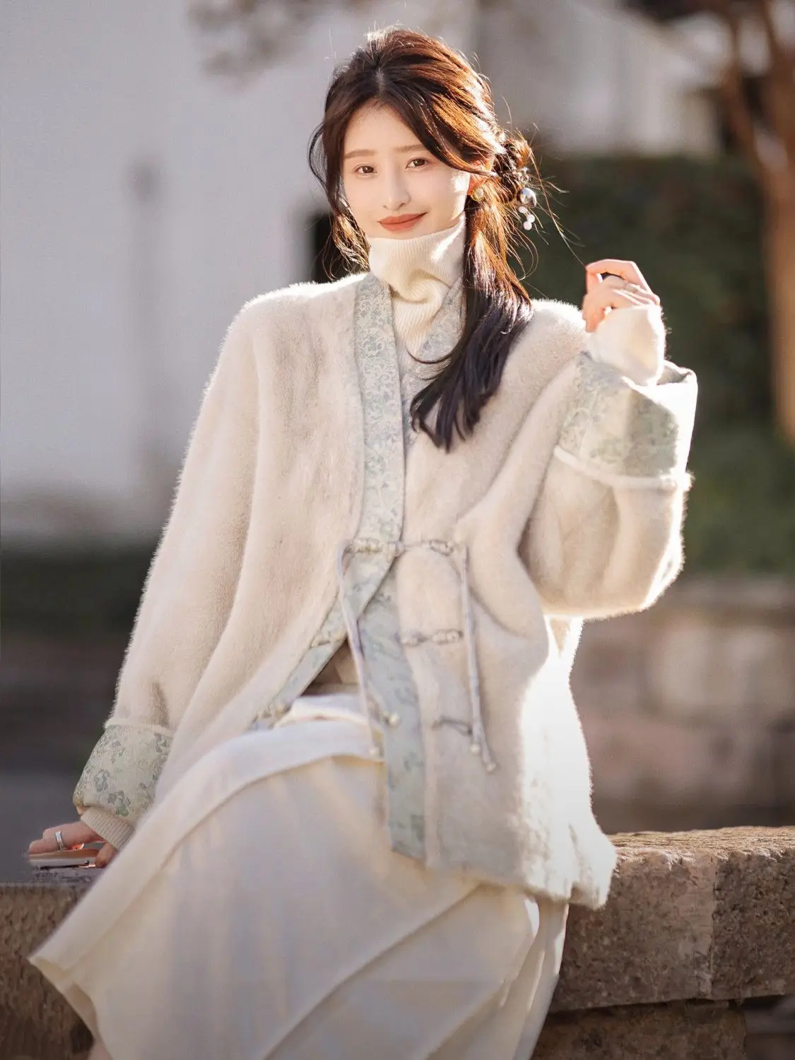 

New Chinese Style Cotton Coat Women 2025 Winter Floral Print Buckle Warm Fleece Lined Thick Tang Suit Jacket Vintage Wh124