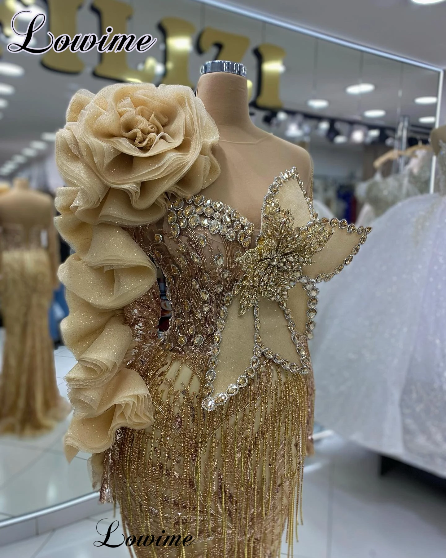 Sheer Neck Gold Beaded Evening Dresses Mermaid Long Sleeves Formal Occasion Dresses Crystals Celebrity Dress Vestidos De Fiesta