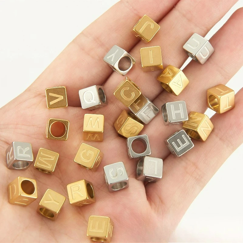 7*7mm Square 26 English Letters Stainless Steel Vacuum Electroplated 18K Gold Beaded Beads Children Diy Necklace Pendant