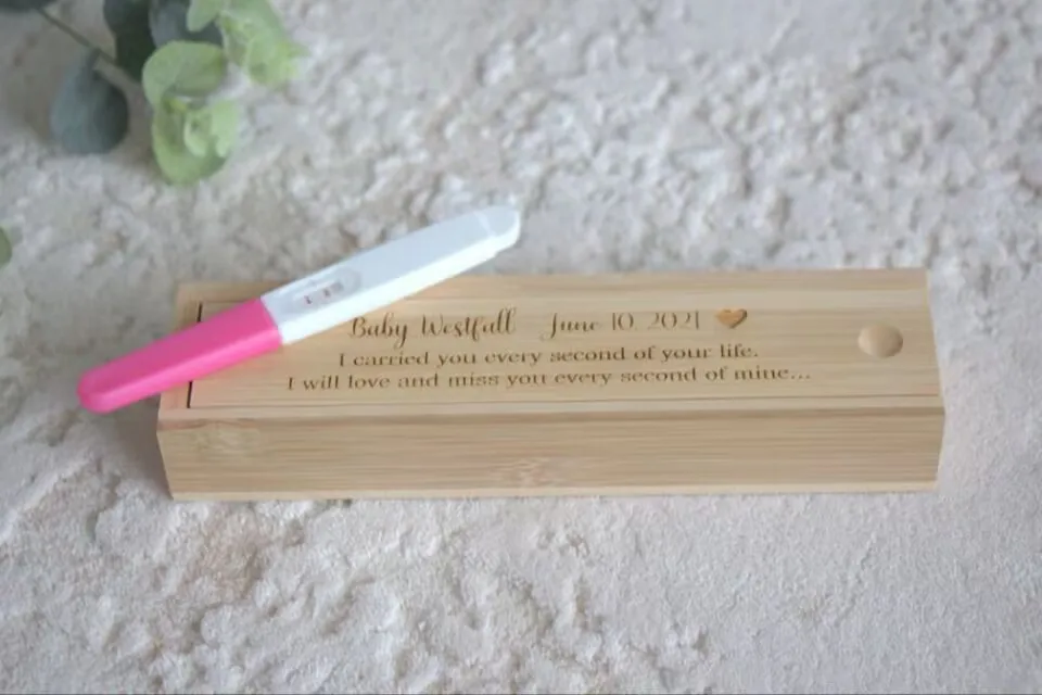 شخصية فقدان الحمل محفورة صندوق تذكار حامل اختبار الحمل لذكرى الهيكل التفكير عنك الحزن هدية