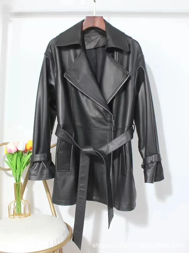 Veste en cuir véritable mi-longue pour femme, manteau de moto noir en peau de mouton véritable avec ceinture, tendance haut de gamme, 2024