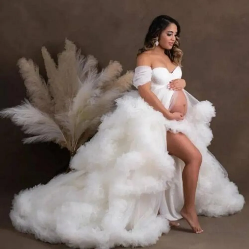 

Ruffles Ball Gown Maternity Dress For Babyshows Extra Puffy Front Split Tulle Gowns Women Maternity Robe For PhotoShoots