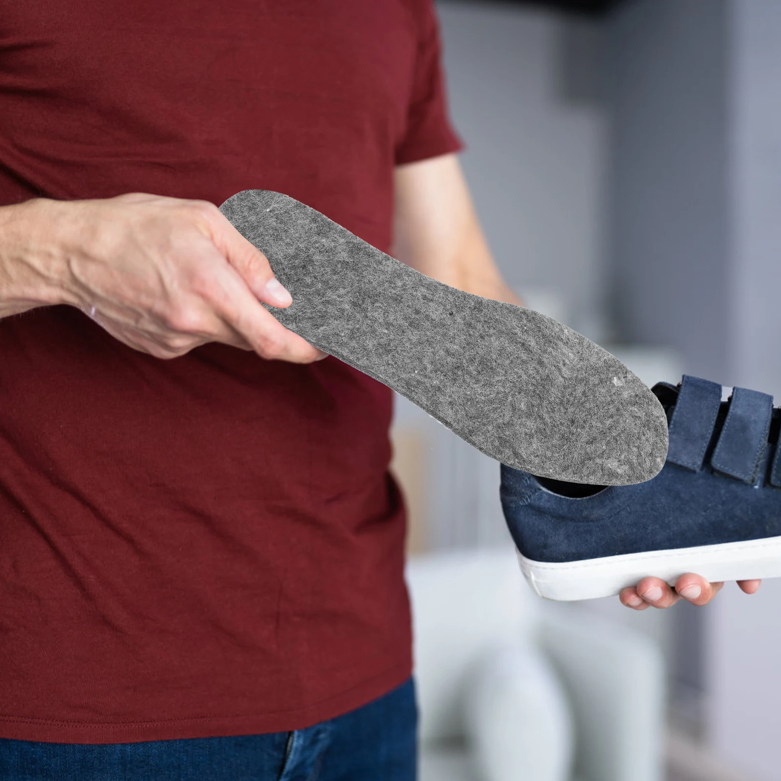 

1 Pair Wool Felt Insoles Deep Gray S Size Soft Breathable Sweat Absorbent Cuttable Shoe Pads for Men Women Boot Inserts Winter