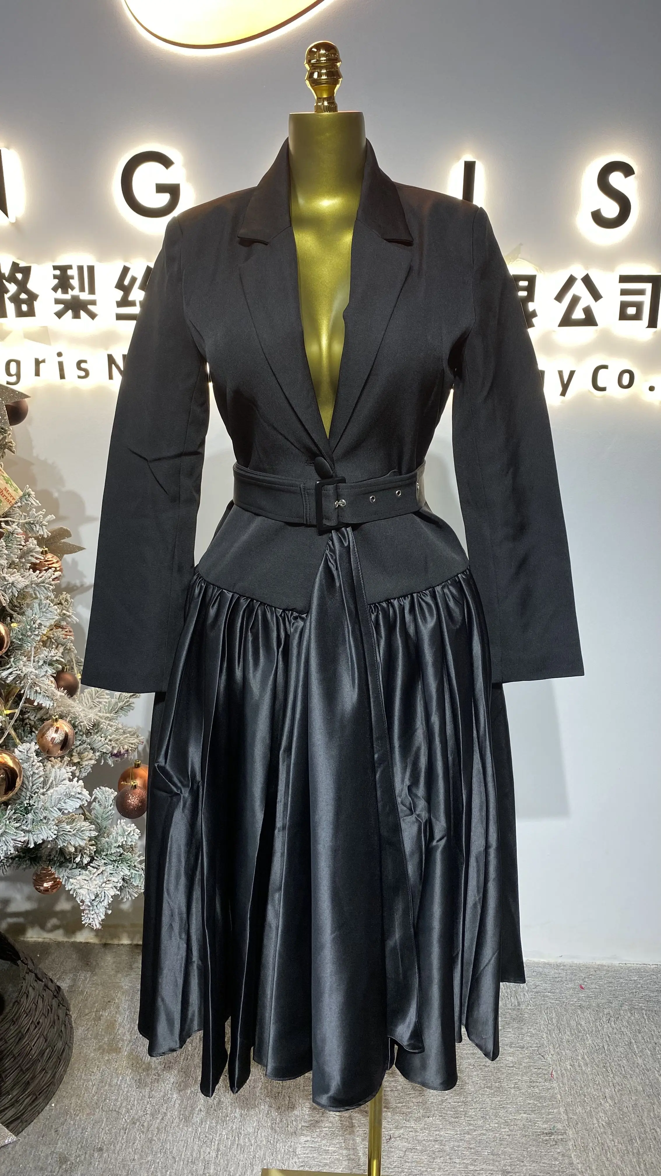 قسط بالجملة 2025 ربيع جديد عصري وأنيق تصميم فرنسي المرقعة الملابس النسائية-GZXX195 #1