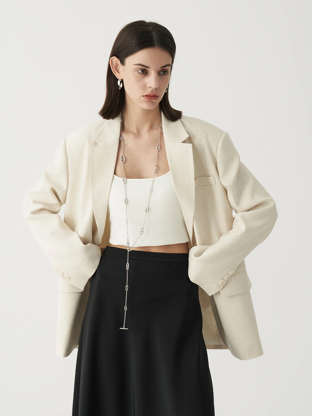 

Lichi's Sea Breathable Linen Thin Shape Suit Jacket Women's High-End Sensation Beige Casual Small West Coat Straight Tube Type