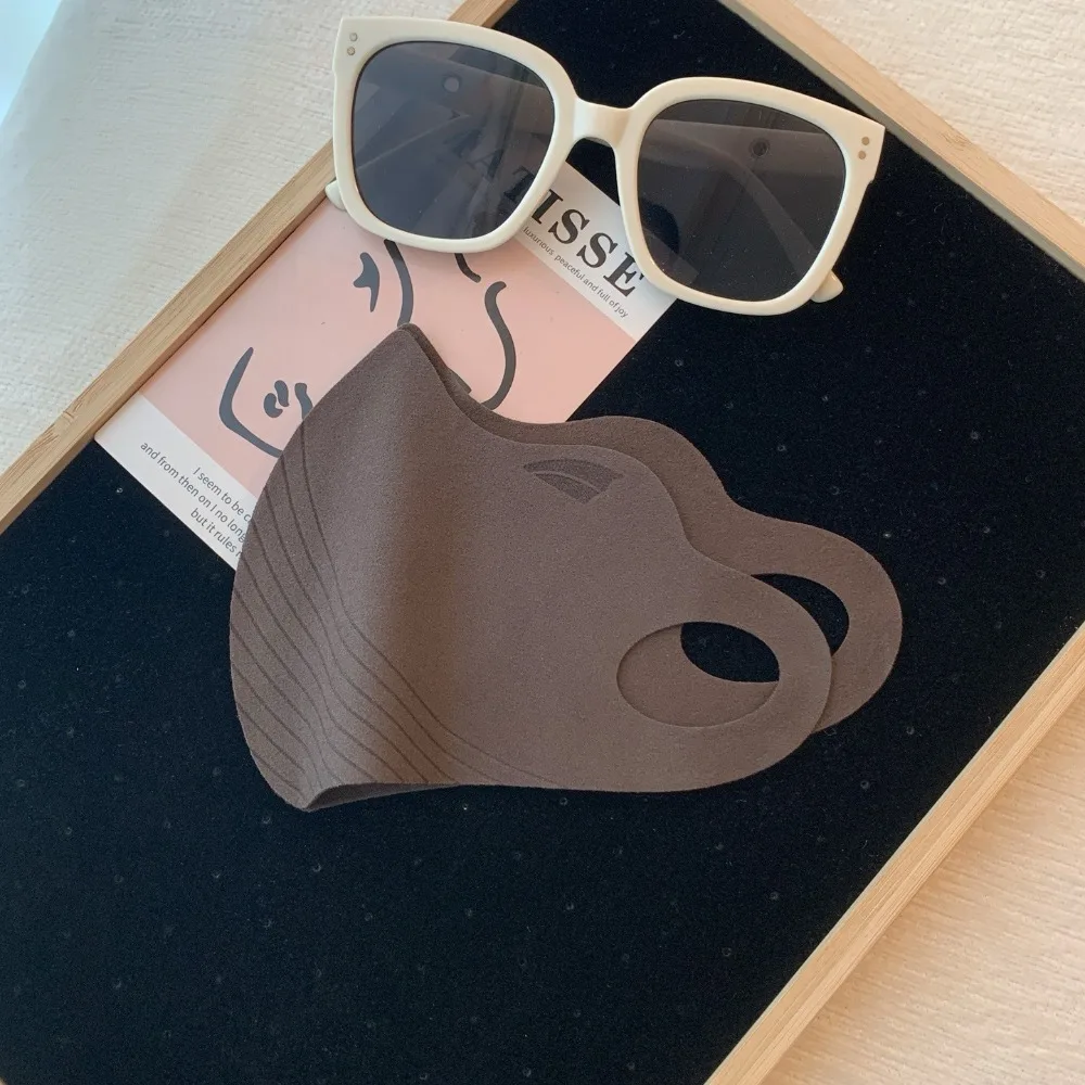 One-Piece Design Wa… - image