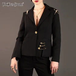 TWOTWINSTYLE Fashion Black Hollow Out Pin Spliced Jacket Blazer New bavero manica lunga Loose Fit Women Coat 2022 autunno inverno