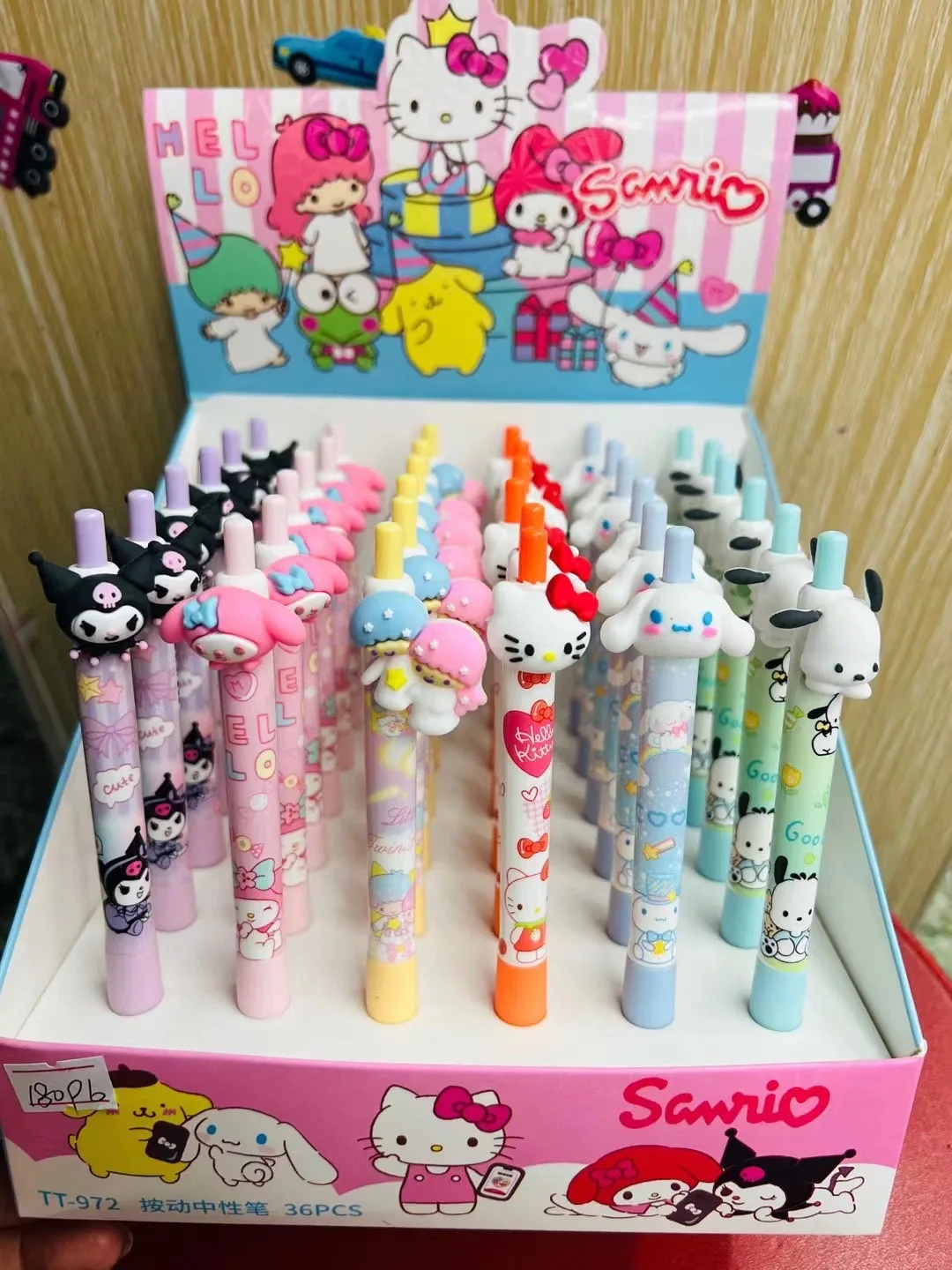 36pcs Sanrio Family Kawaii Hellokitty Cinnamoroll Kuromi Gel Pens Anime Writing Neutral Pen School Supplies Stationery Wholesale