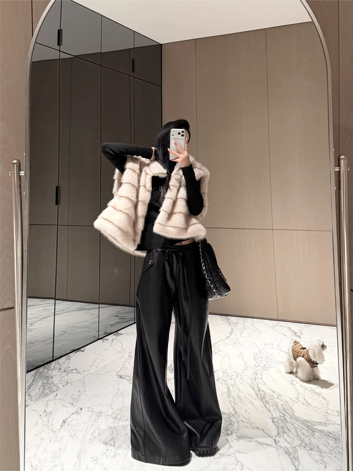 

Экологичная женская модная роскошная жилетка с полосатым узором, воротником-стойкой и искусственным мехом норки для повседневной носки, обеспечивающая тепло