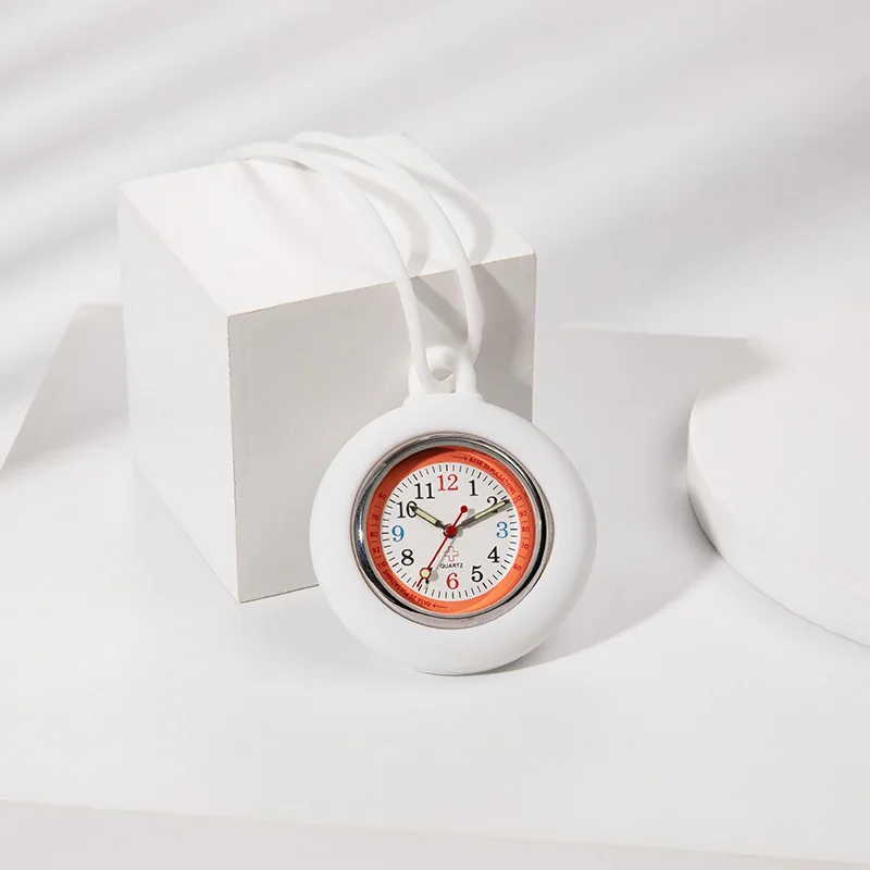 New Style White Simple Border Retro Pointer Quartz Movement Pocket Watch Multifunctional Hiking Backpack Bag Charm Quartz Watch