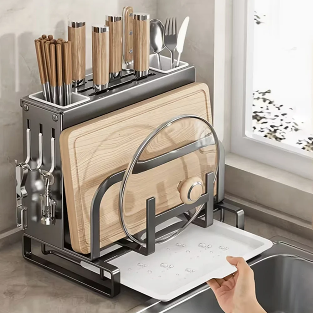Set di scaffali da cucina in acciaio inox con portacoltelli da parete, supporto per taglieri e organizer per coperchi di pentole per uso domestico e ristorante.