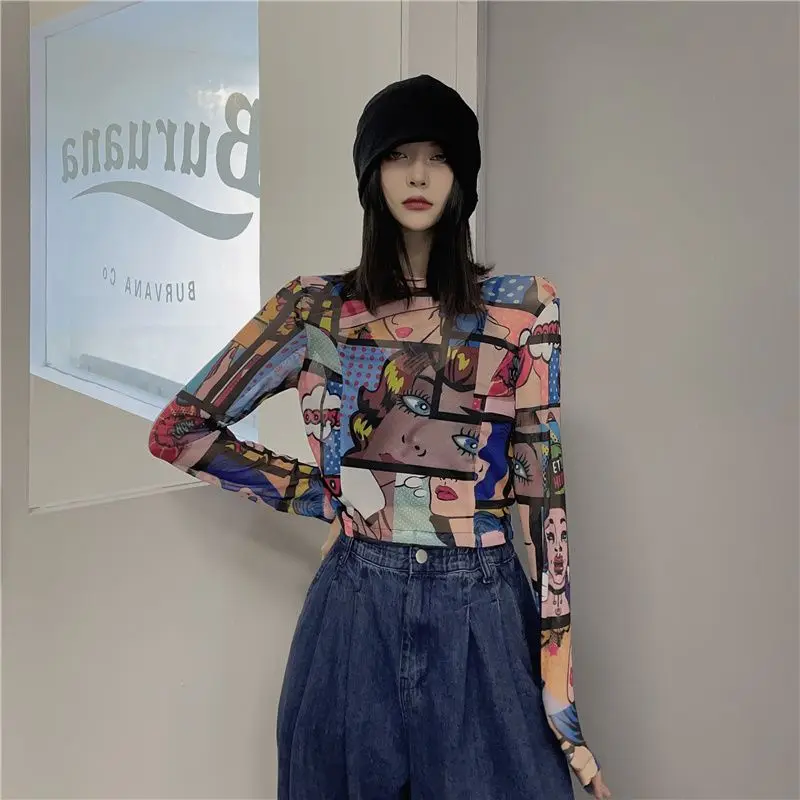 

Long Sleeved T-shirt Women's Autumn/winter 2025 New Retro Slim Fit Short Top Design Sense Niche Base Shirt Trend Female Clothing