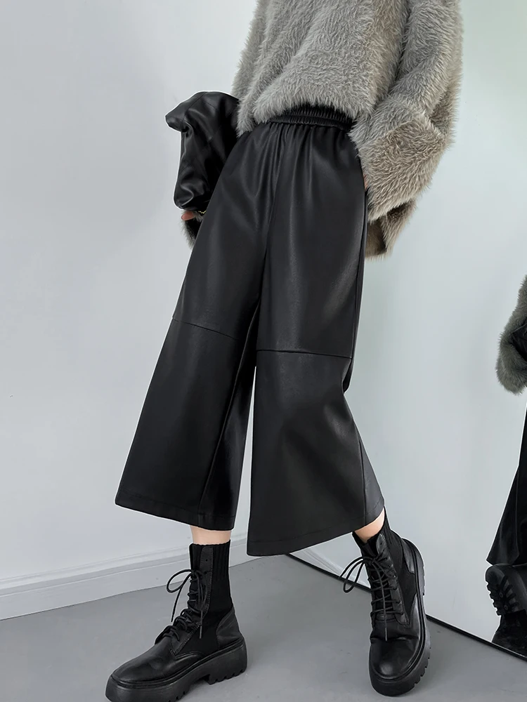 Vintage Calf Length PU Leather Pants Women Autumn Winter 2024 New Casual Elastic High Waist Wide Leg Pocket Pants Black Khaki